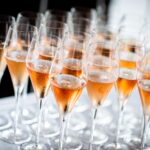 dobre-szampany-do-100-zl-jak-wybrac-tanie-i-smaczne-wino-musujace